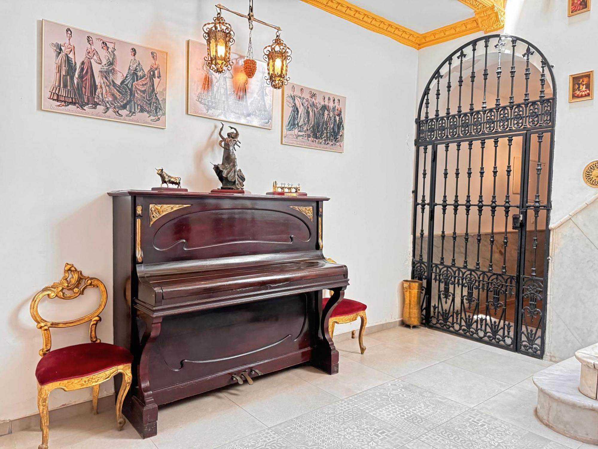 Palace House Hercules - Apartments Sevilla Exterior foto