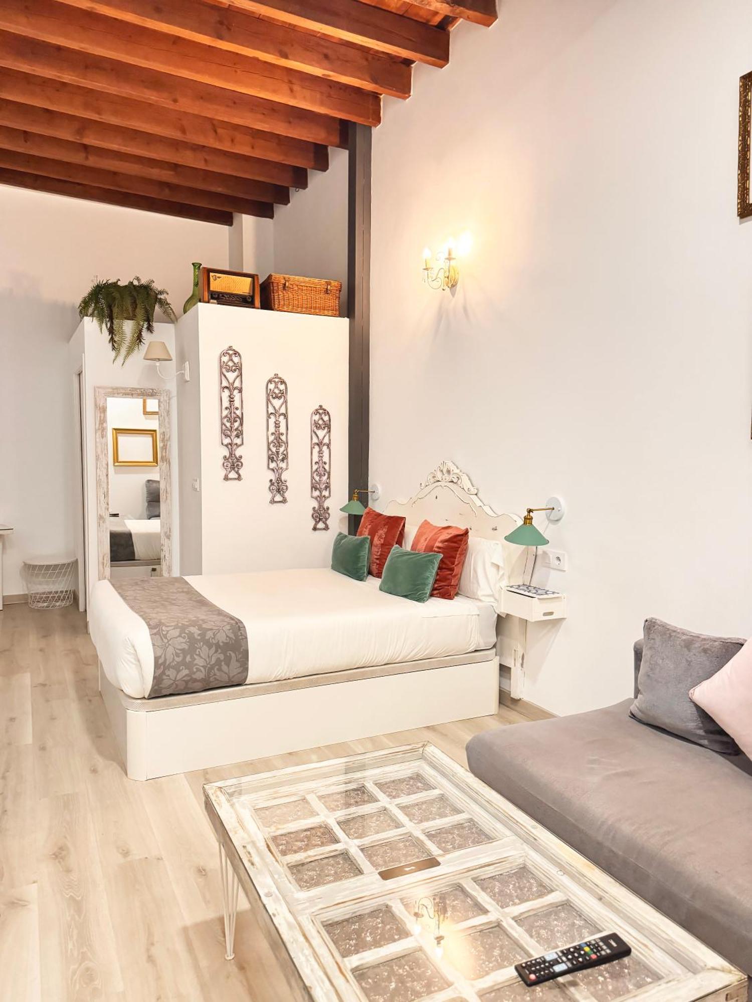 Palace House Hercules - Apartments Sevilla Zimmer foto